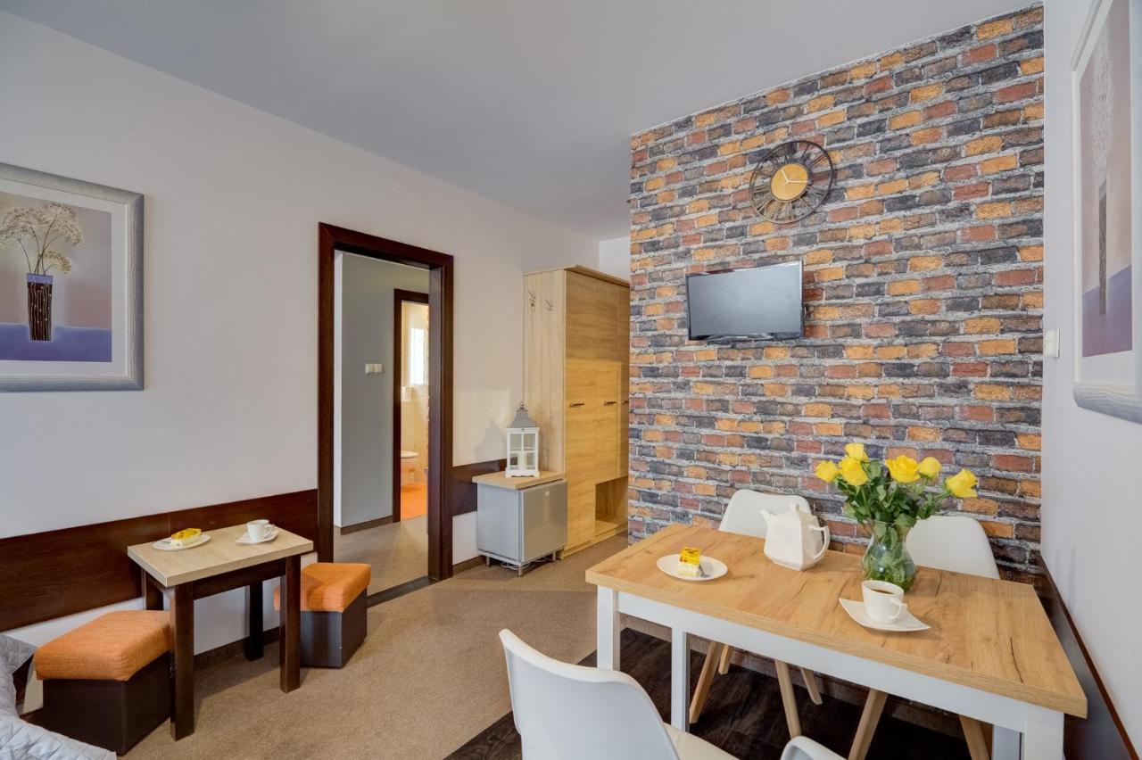 Apartamenty Krynica-Zdroj Karolina ภายนอก รูปภาพ