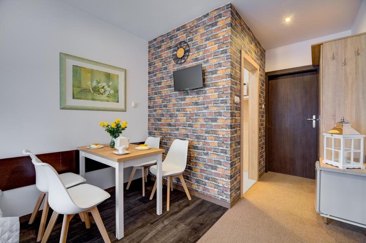 Apartamenty Krynica-Zdroj Karolina ภายนอก รูปภาพ