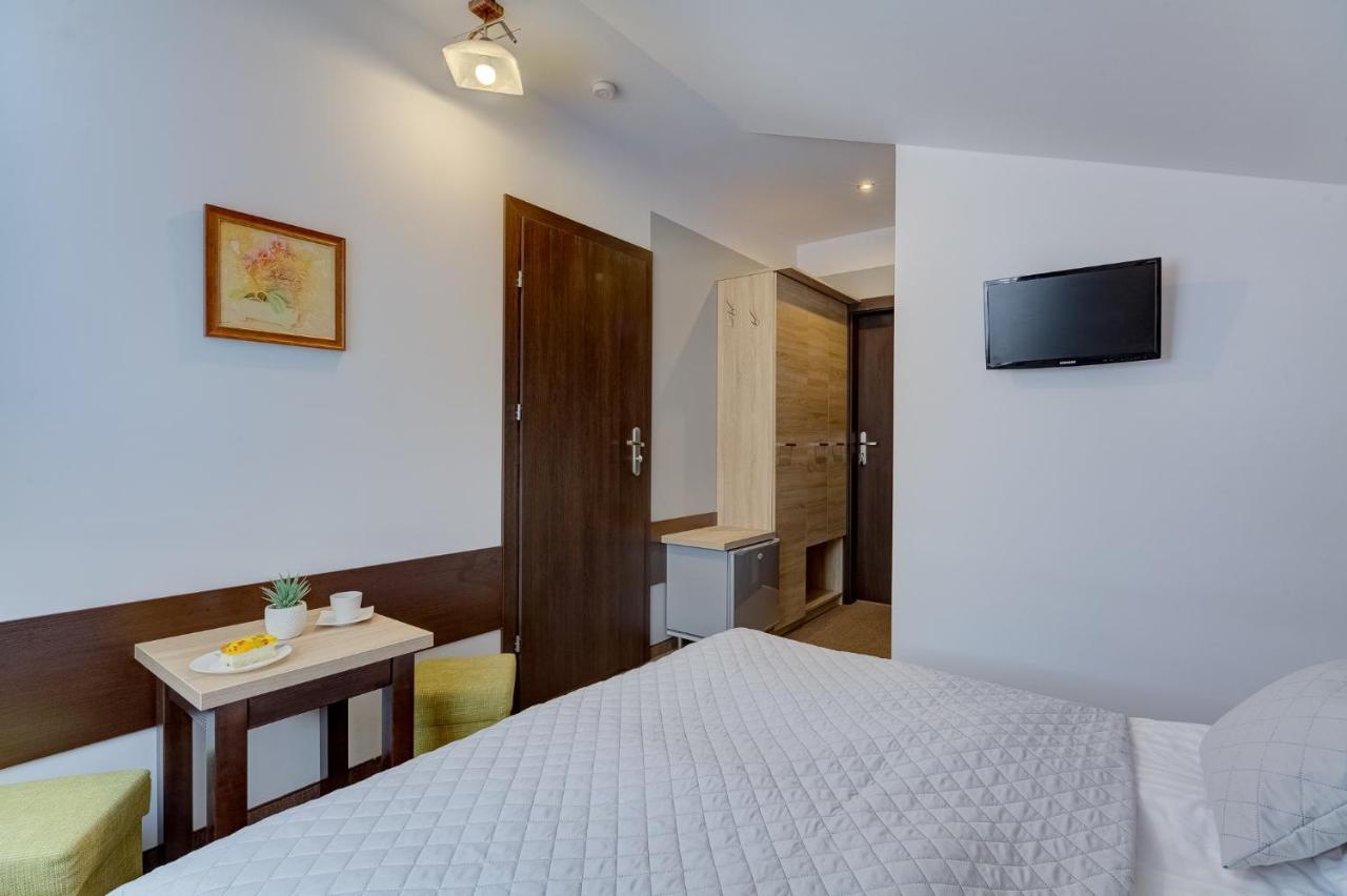 Apartamenty Krynica-Zdroj Karolina ภายนอก รูปภาพ