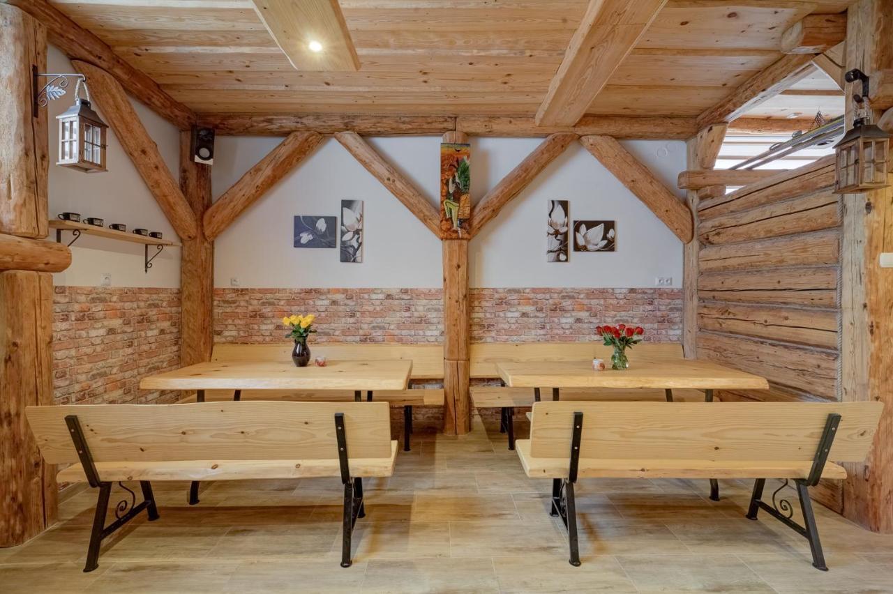 Apartamenty Krynica-Zdroj Karolina ภายนอก รูปภาพ