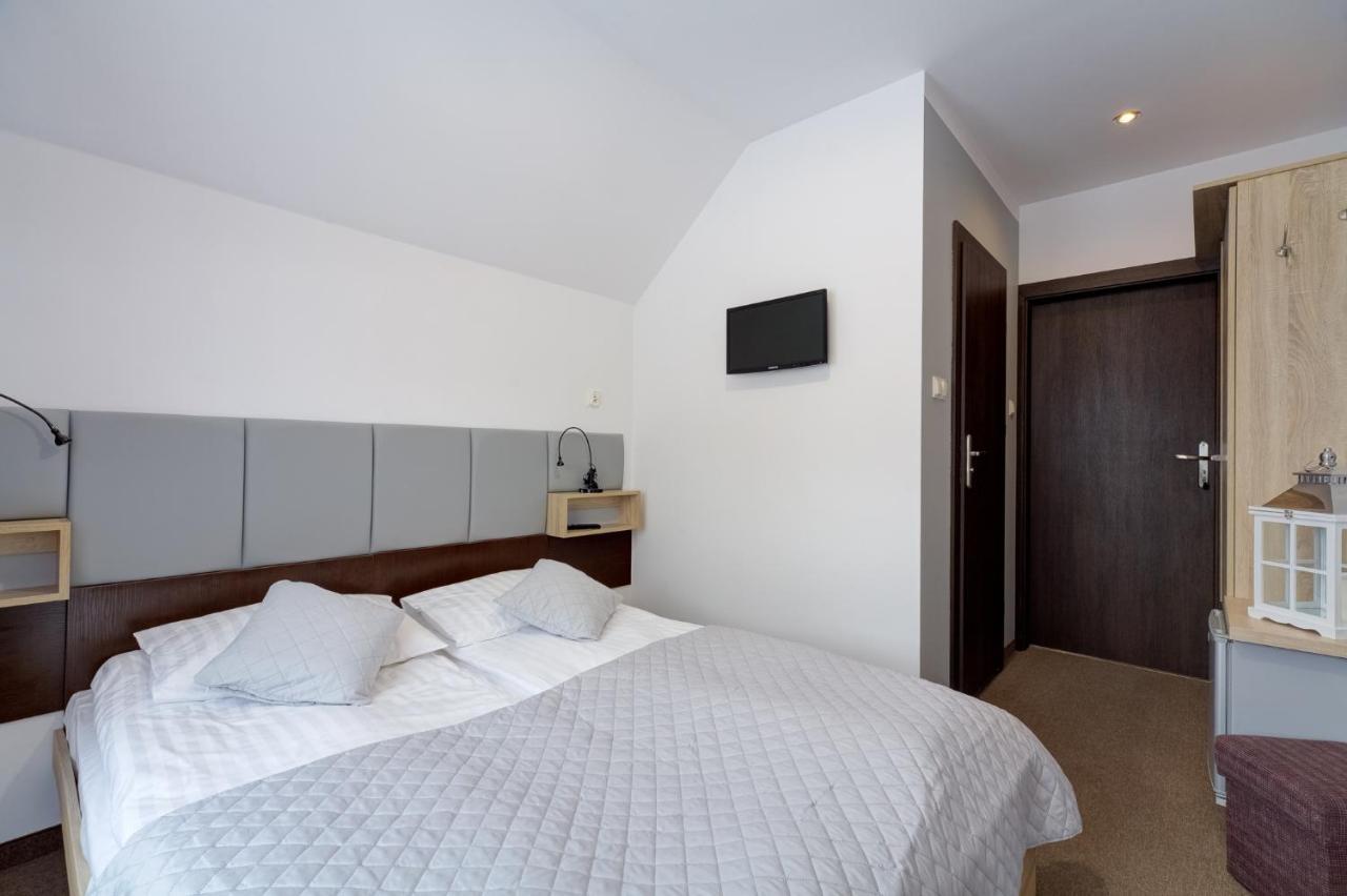 Apartamenty Krynica-Zdroj Karolina ภายนอก รูปภาพ